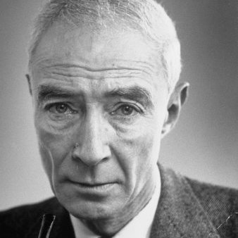 J. Robert Oppenheimer (22.04.1904-18.02.1967) (Father of atom bomb). Credit: twitter.com